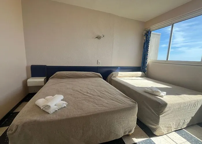 Daire Spacious 60 M Nest With Sea View Port-la-Nouvelle